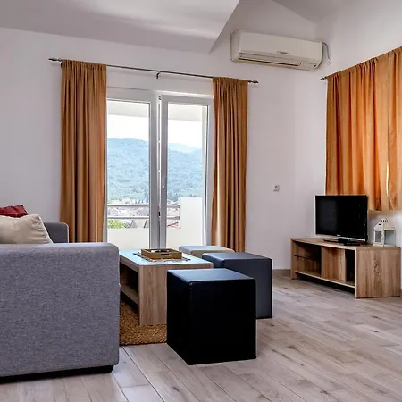 Markovic Apartment *