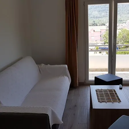 Apartment Markovic *